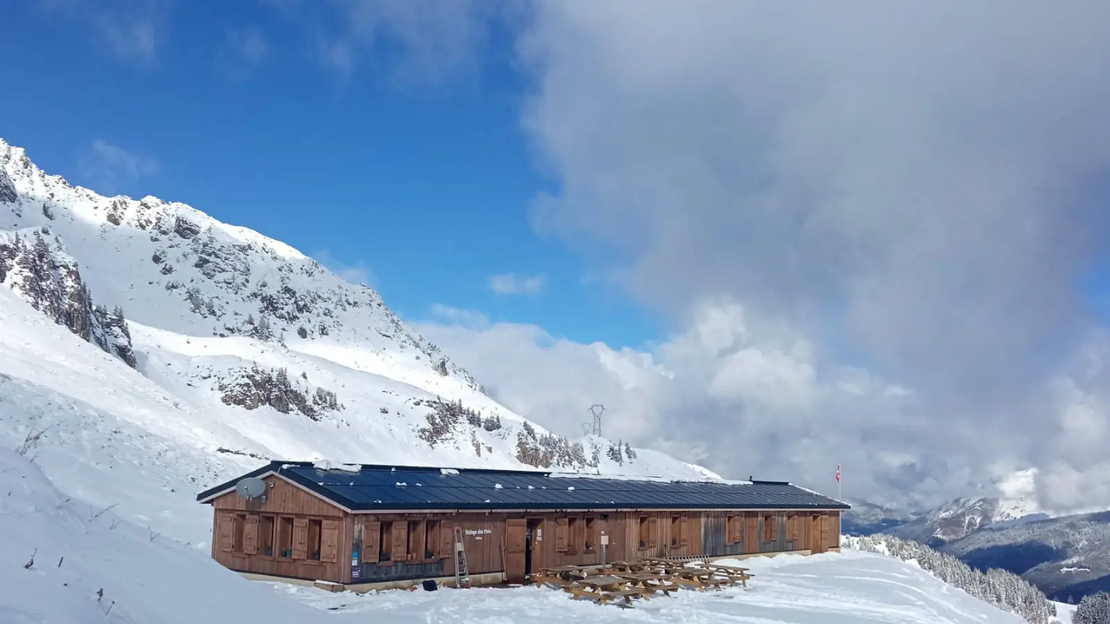 Le refuge des Prés, au coeur de la réserve naturelle nationale des Contamines-Montjoie