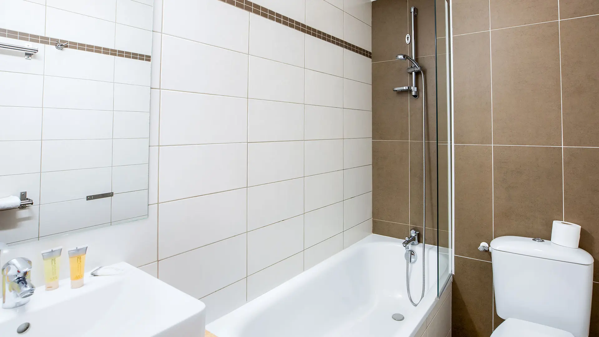 SOWELL Family Les Bergers