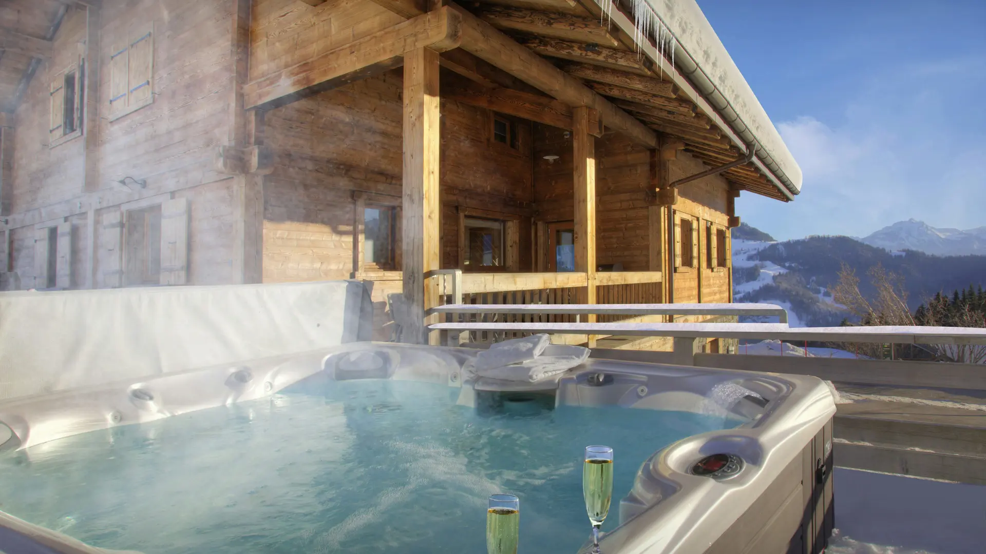 Chalet Pralor Le Peille - OVO NETWORK