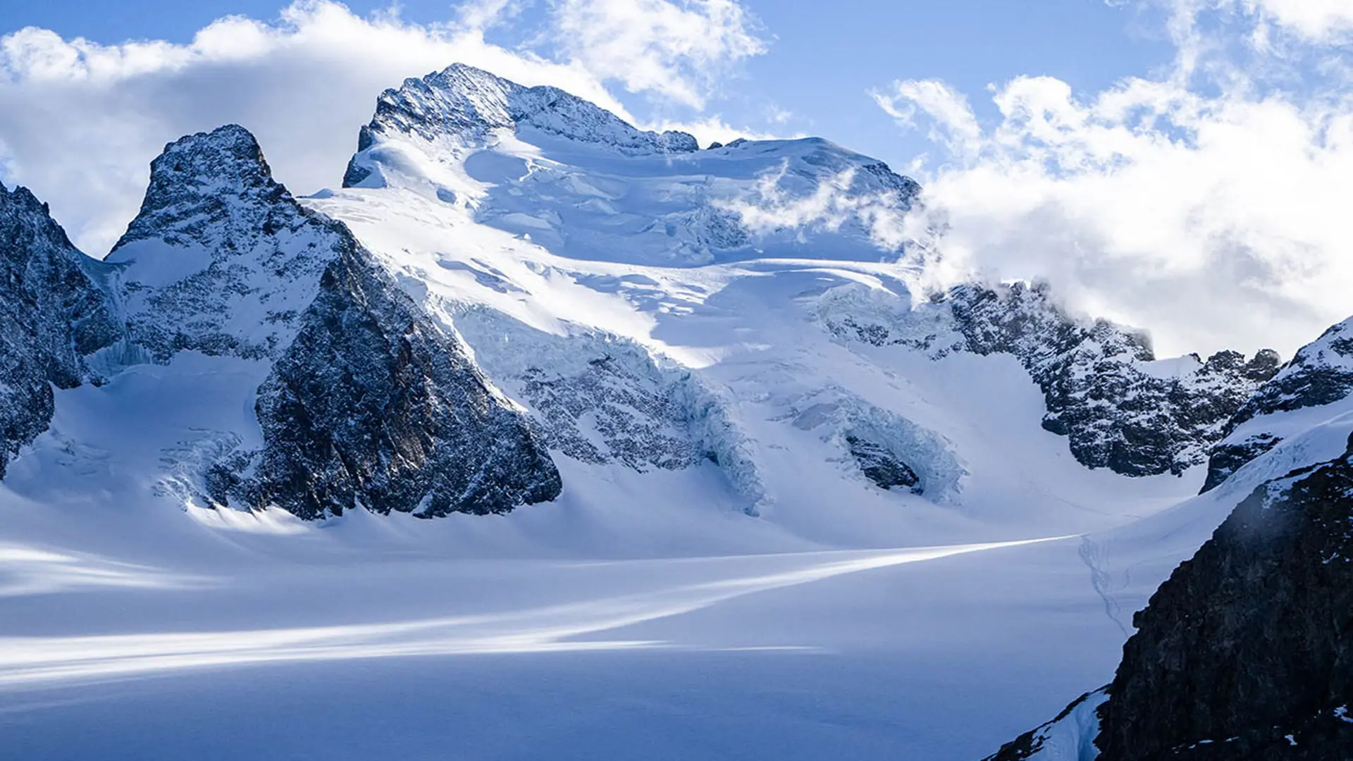Barre des Écrins depuis le refuge des Écrins