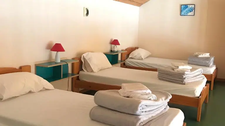 Mezzanine avec couchages à l'étage dans location de vacances Le Mont à Thônes