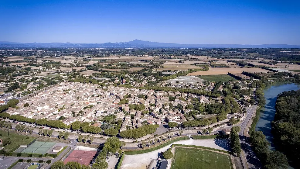 Vue aérienne Caderousse