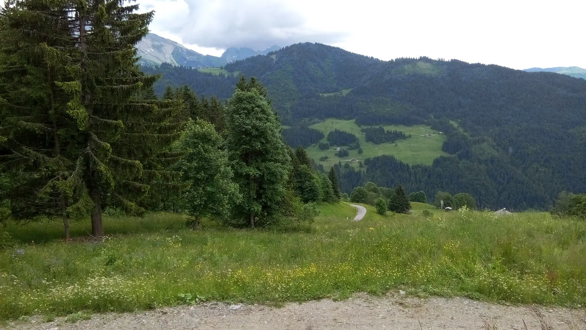 Tour du Roc des Arces