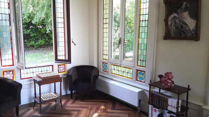 Petit salon Villa Châtelet