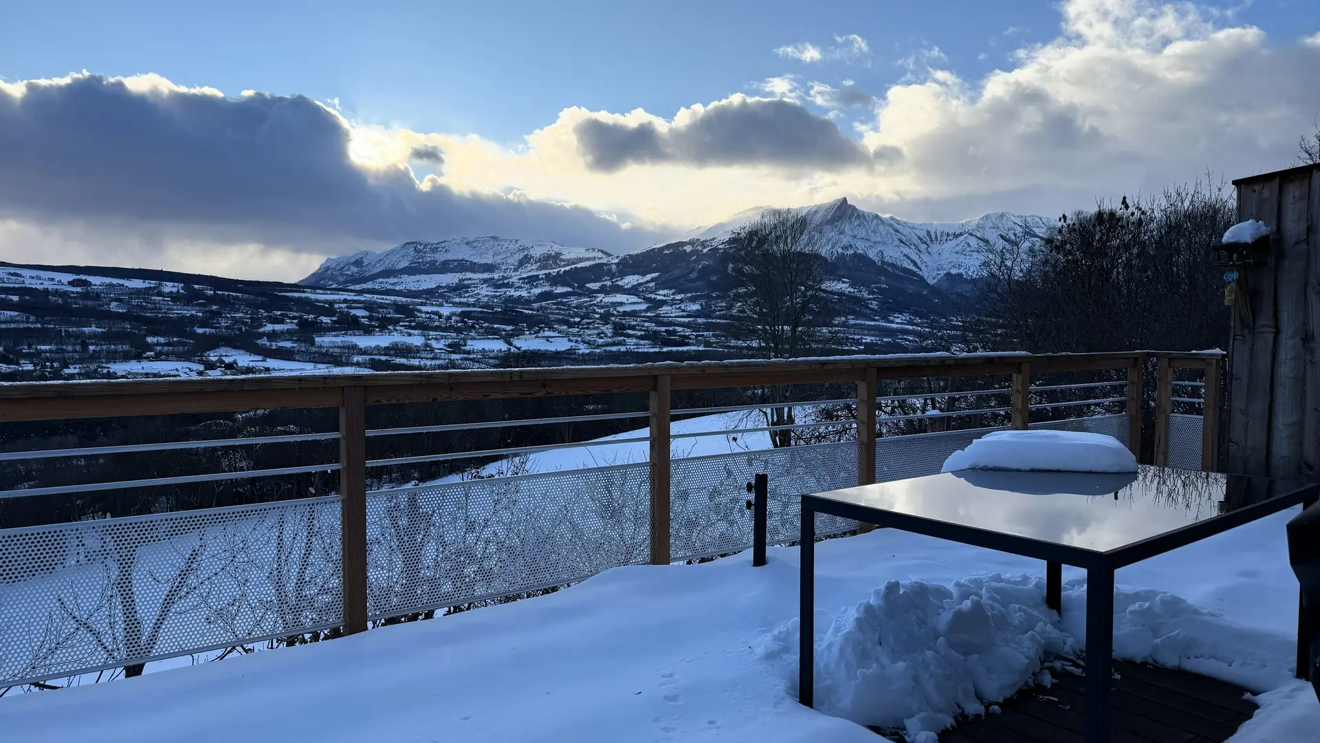 Location Gîte L'Aguille à Buissard
