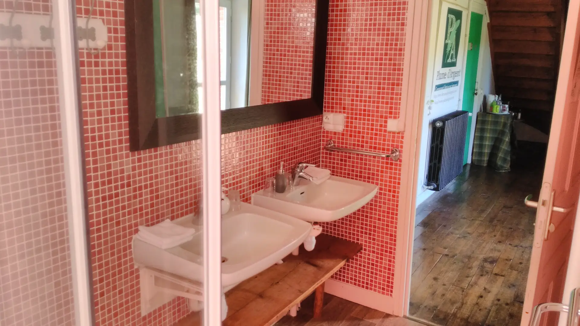 Suite familiale et salle de bain