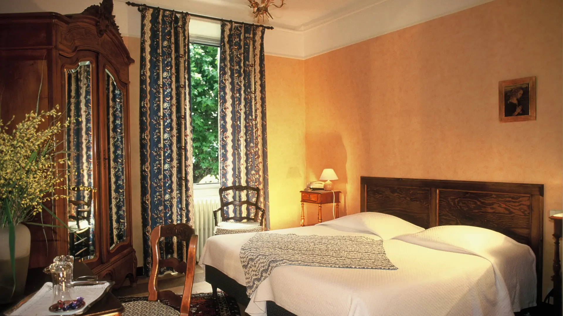 A room at the Villa Gaia, the 1730 country house near Digne-les-Bains where the six-day tour is based. Photo © Villa Gaia
