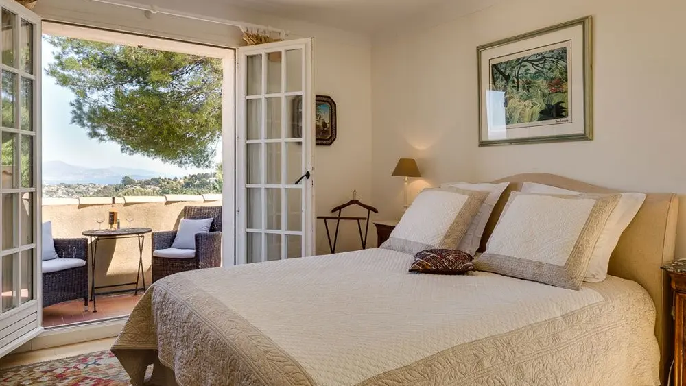 Chambre Sirocco Maison d'hôtes Le Port d'Attache à Vallauris Golfe Juan - Gîtes de France Alpes-Maritimes