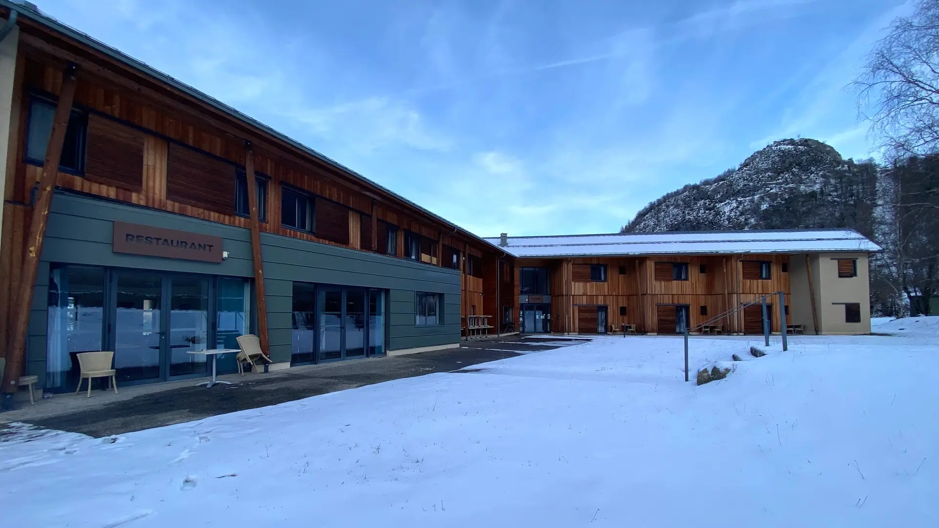 Façade de l'Auberge du Montcalm