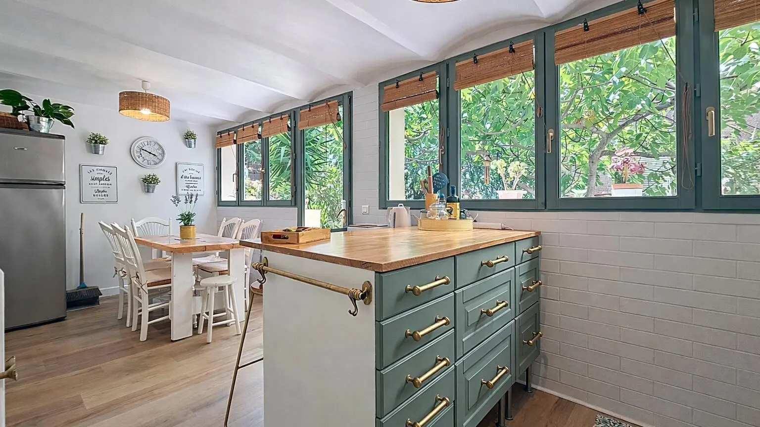 Gîte le Figuier de St Cé-Cuisine-Gîtes de France Alpes-Maritimes