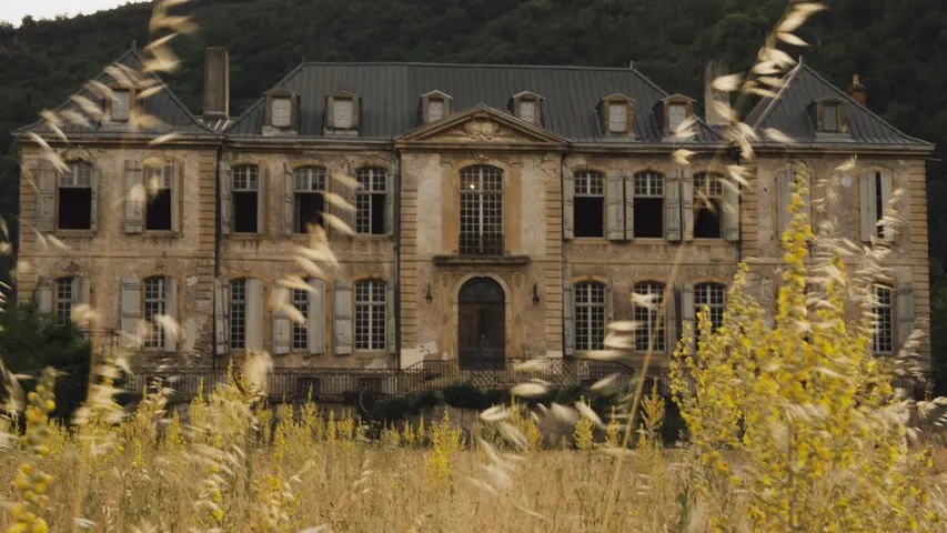 chateau