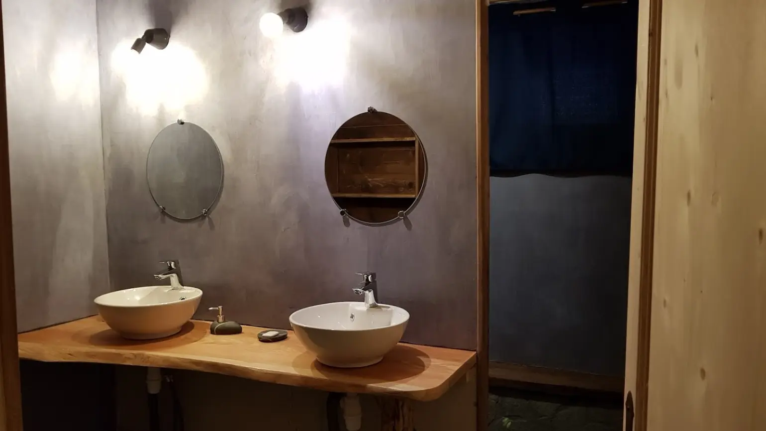 L'une des salles de bains