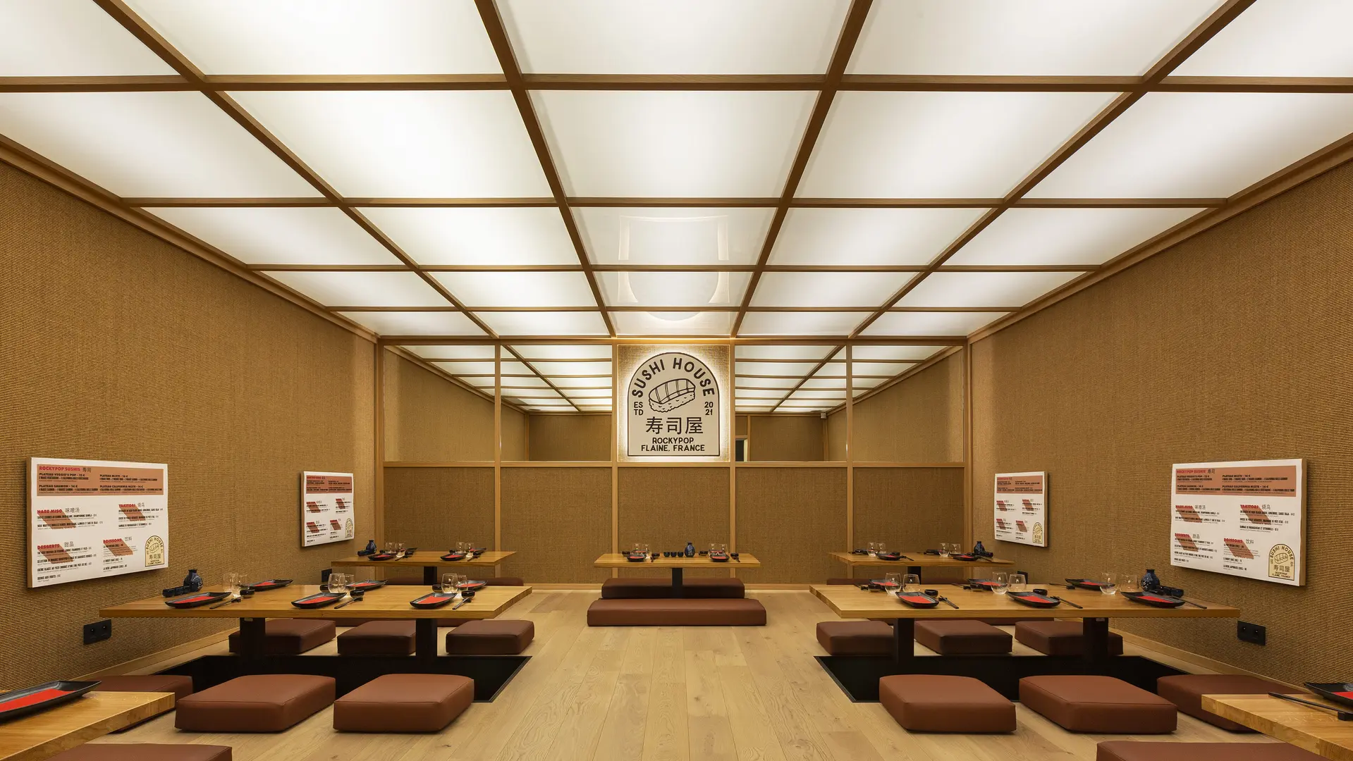 Salle du restaurant Sushi House