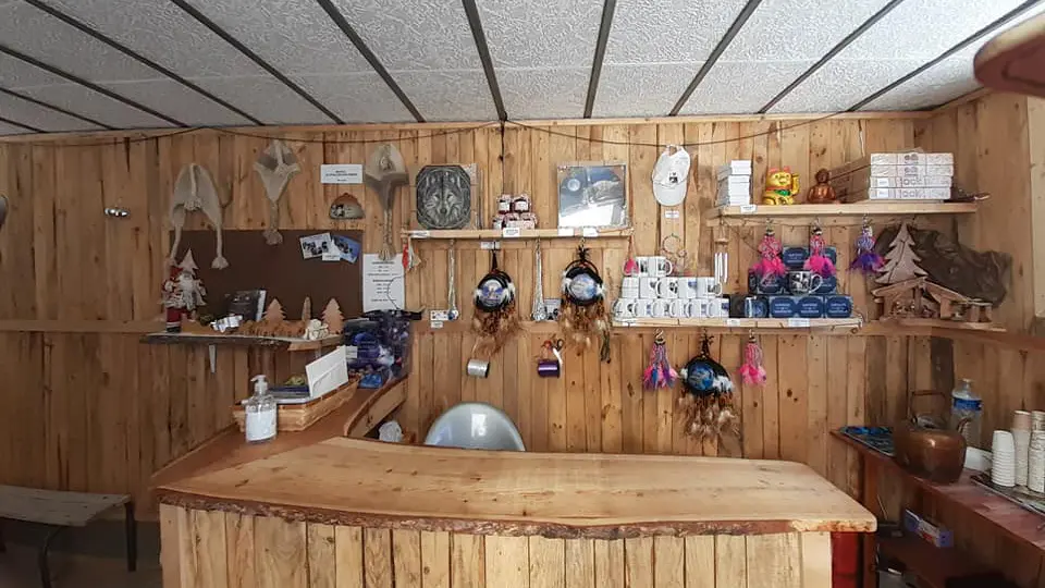 Au Hurlement du Crépuscule