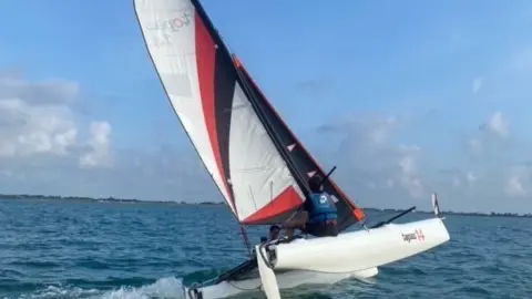 Stage catamaran junior topaz 14'