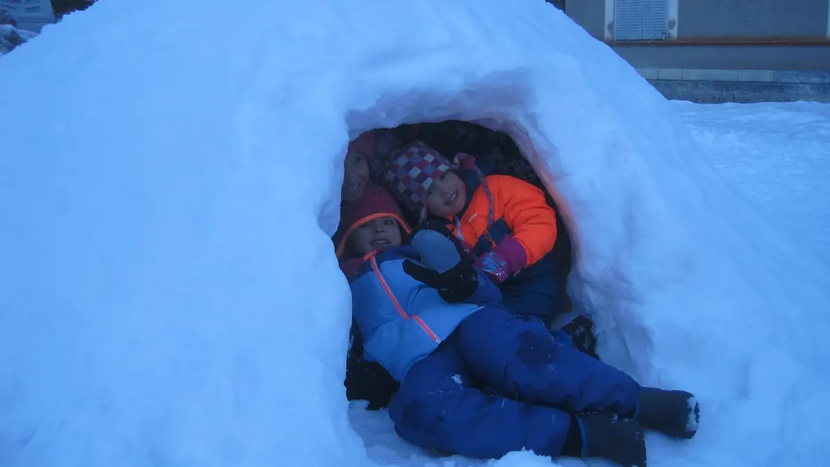 Construction d'igloos