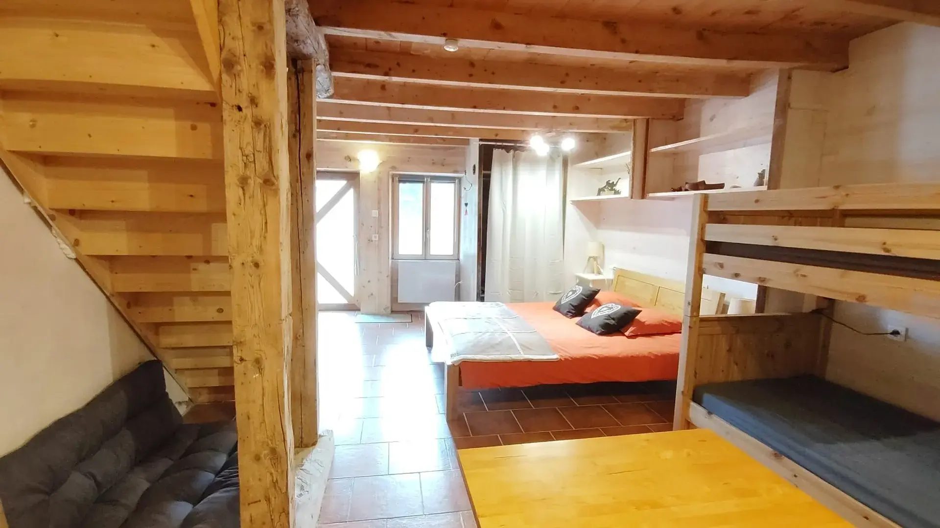 Pièce de vie couchage