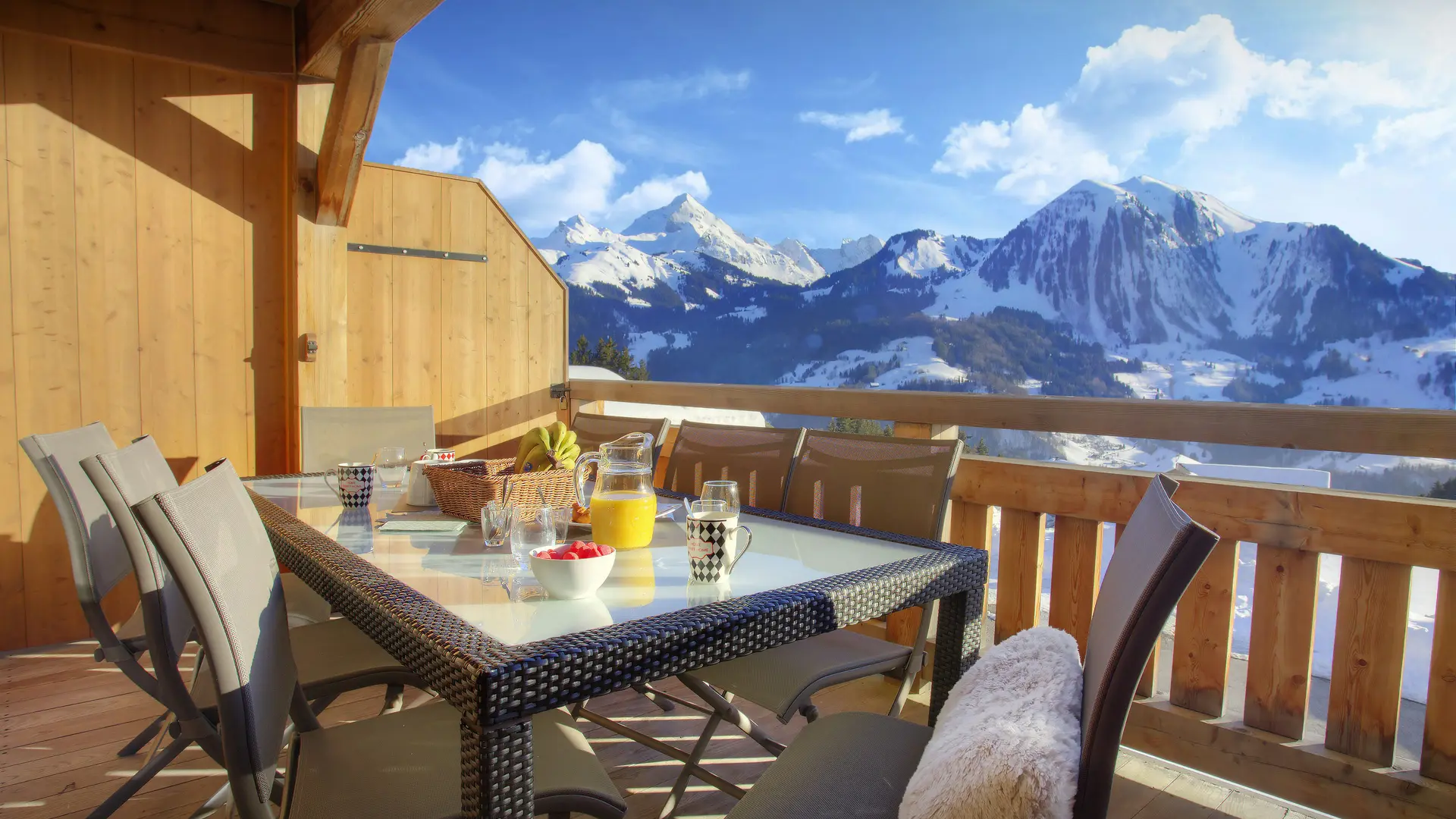 Chalet Pralor Le Peille - OVO NETWORK
