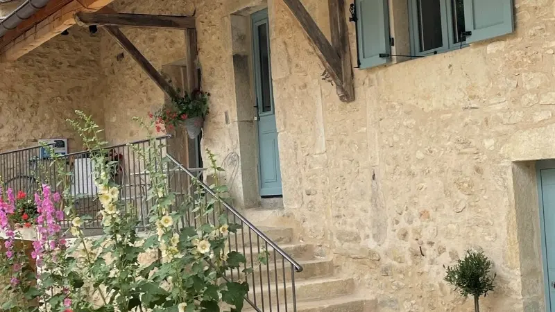 Séjour avec espace cuisine
