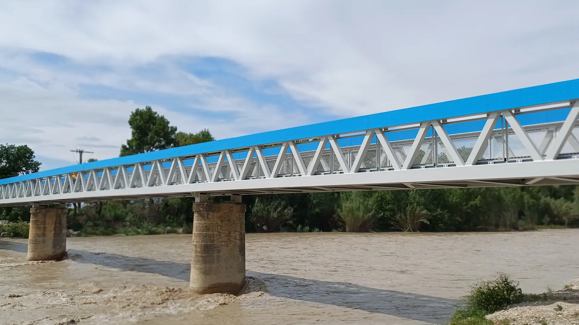 Vers Piolenc par la passerelle de l'Aygues