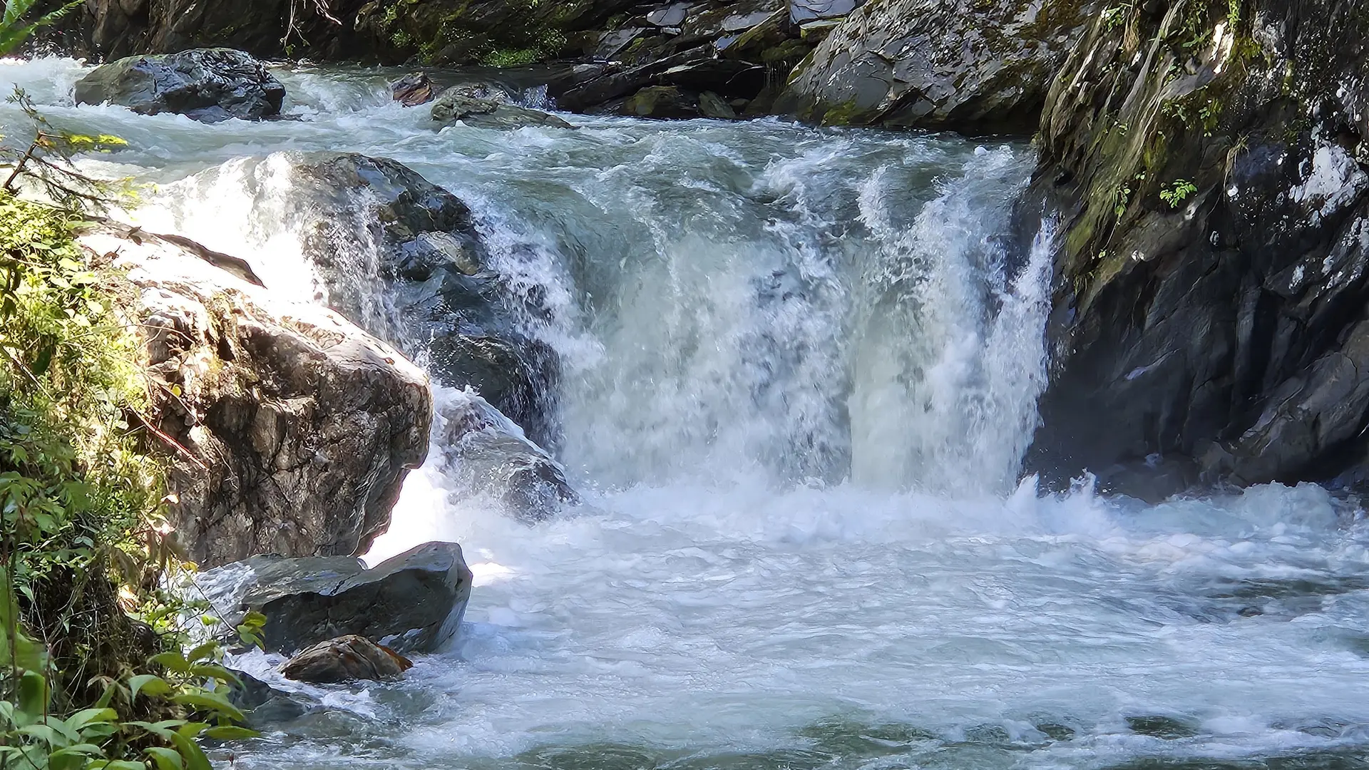 cascade de la grotte
