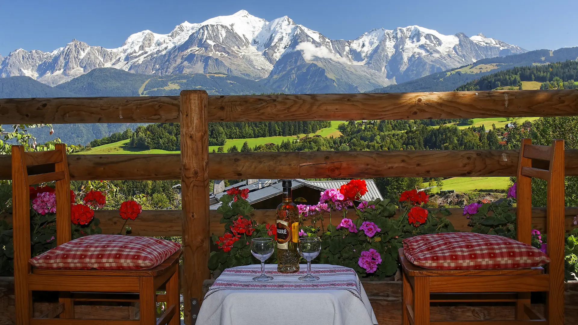 vue Mont-Blanc et balcon