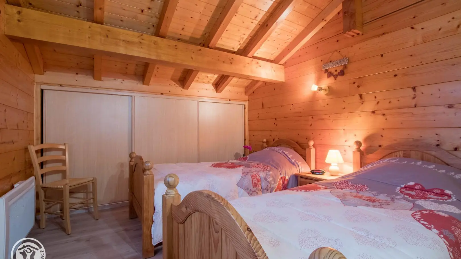 Chambre 2 ( 1er étage)