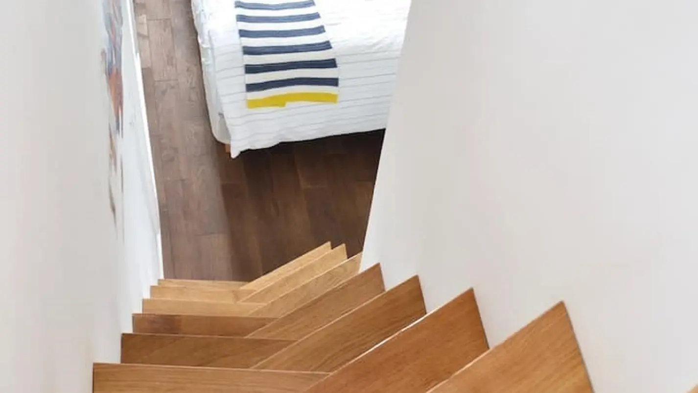 Treppe mit japanischen Stufen