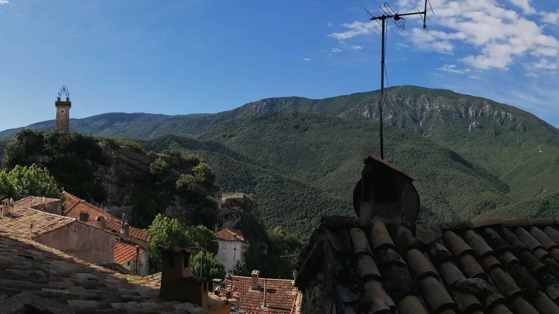 Vue de la terrasse Gîte le Baousset labellisé Gîtes de France à Sigale