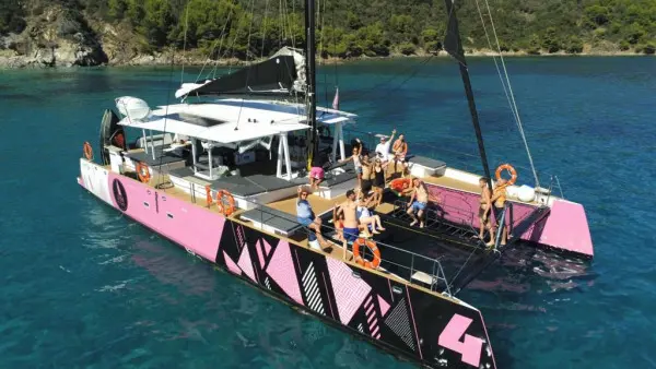 Catamaran day to Taillat Cape