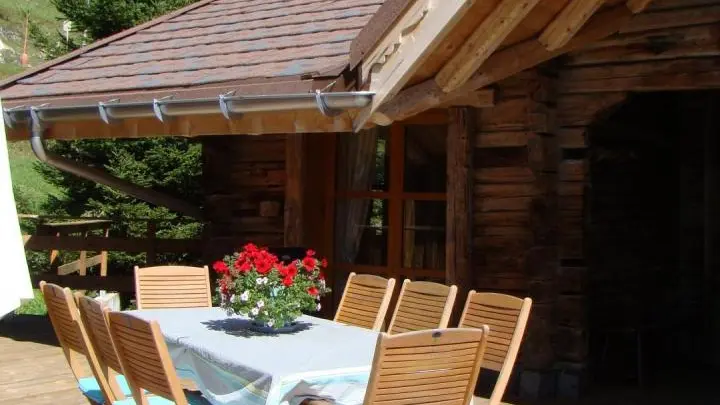 Terrasse ensoleillée