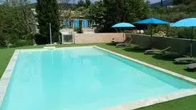 Bastide la Lézardière bassin de 12 x 6 m.