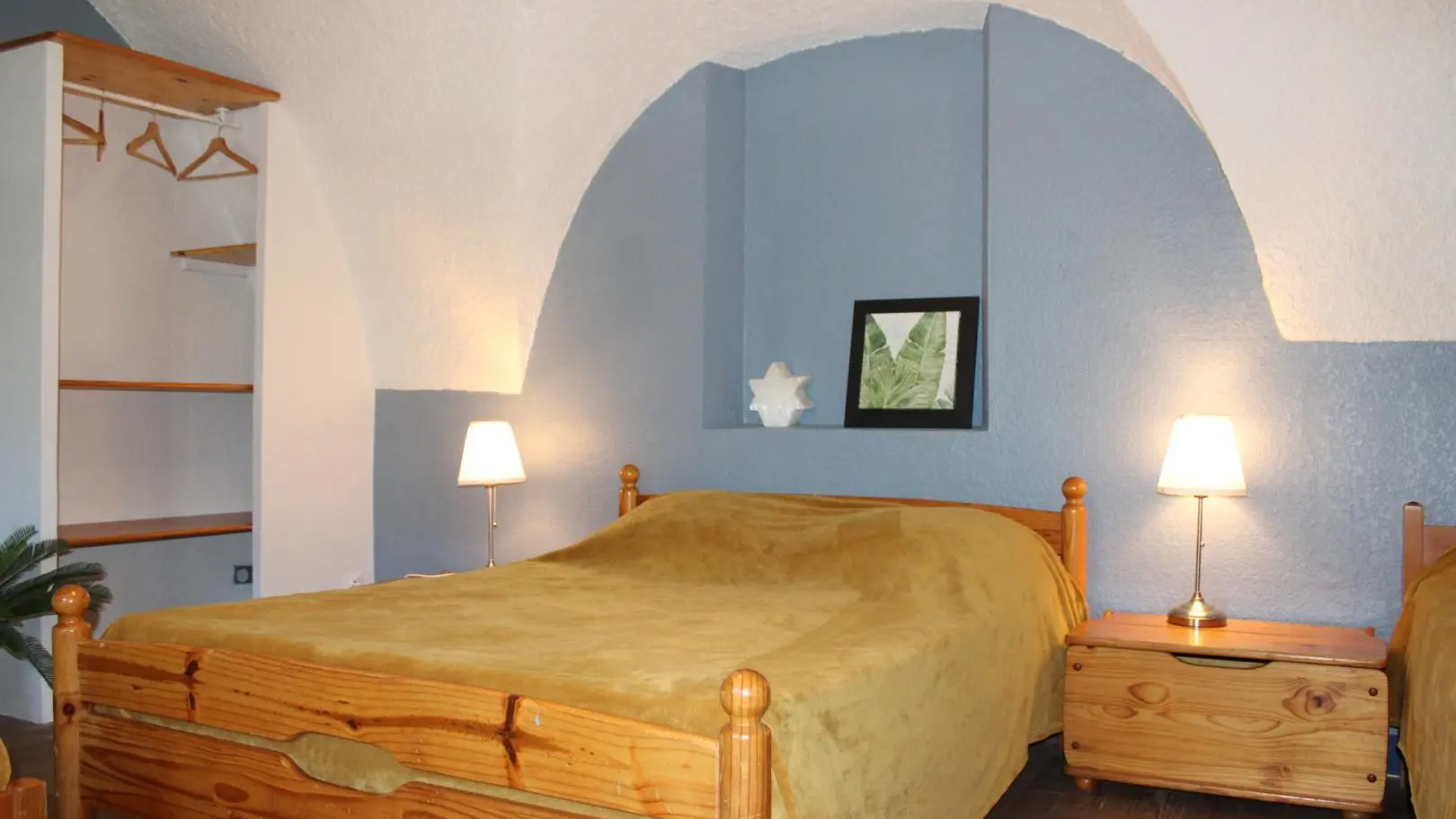 Chapelle Saint-Jean-Chambre (3 lits) en mezzanine-Touet-Sur-Var-Gîtes de France des Alpes-Maritimes