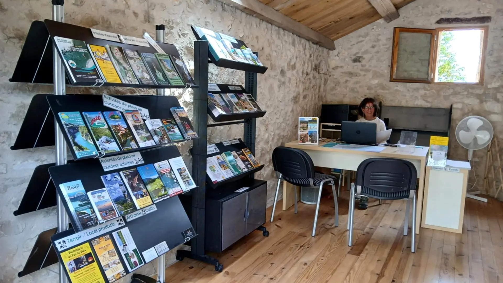 Anne Marie, seasonal agent