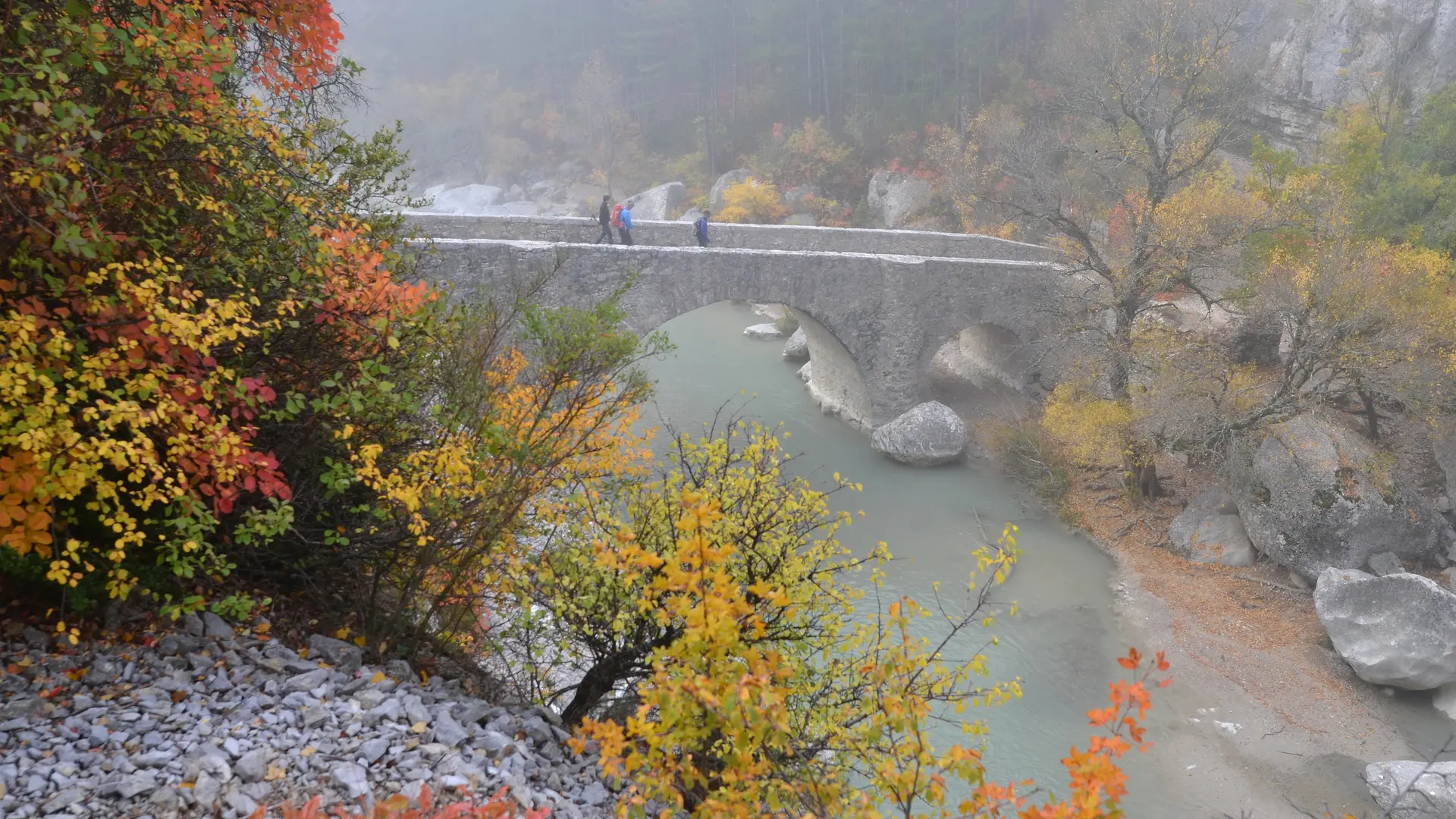 Les Gorges de la Méouge à l'automne