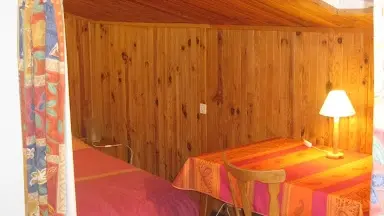 alcove avec banquette