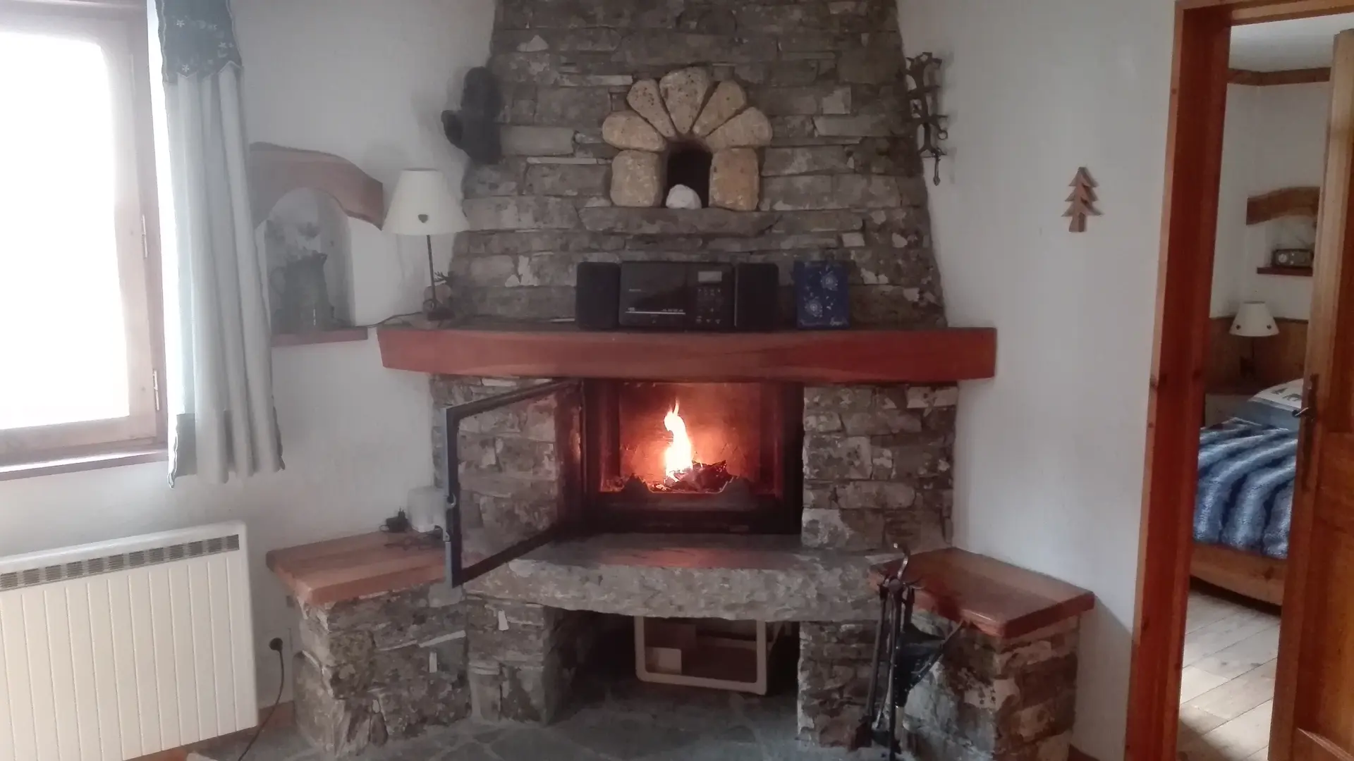 Appart 1 - cheminée - Chalet Avalin_Val d'Isère