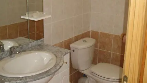 Gîte Tranquille-WC-Contes-Gîtes de France des Alpes-Maritimes