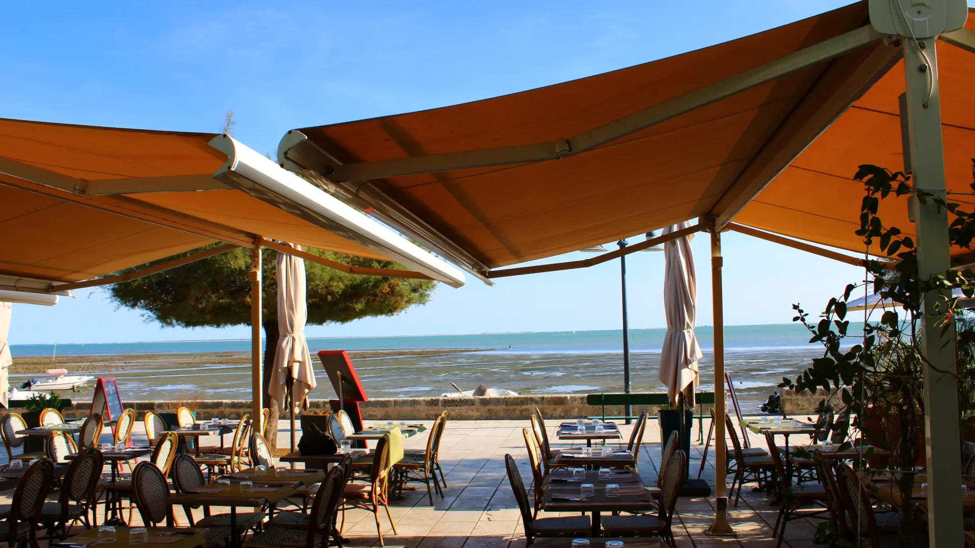 Terrasse vue sur mer