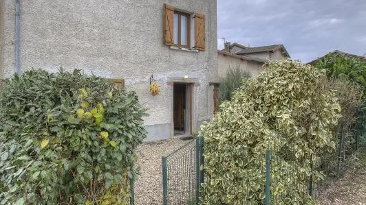 Terrasse et jardinet privé