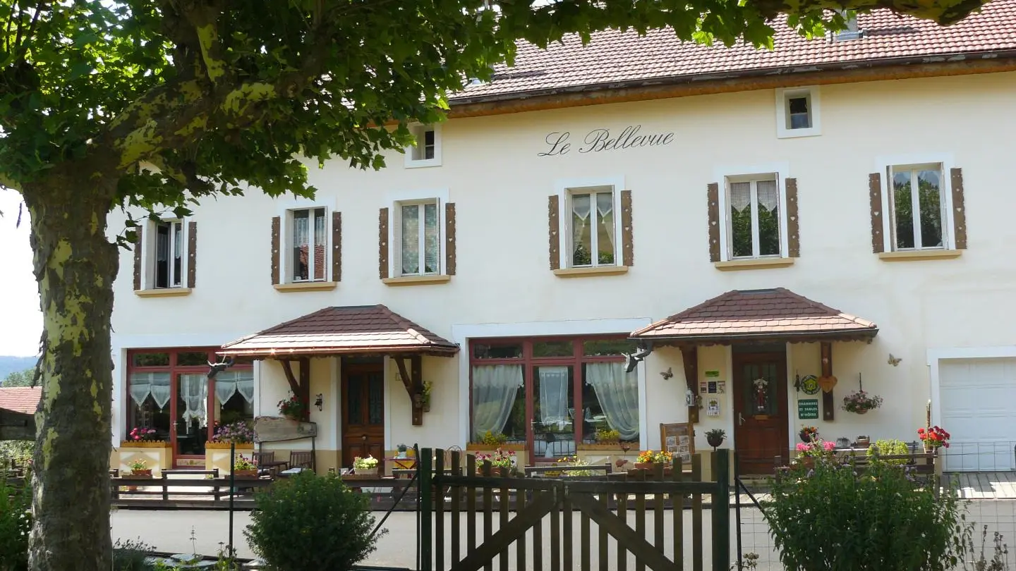 Une maison d h^otes dans le Haut Jura