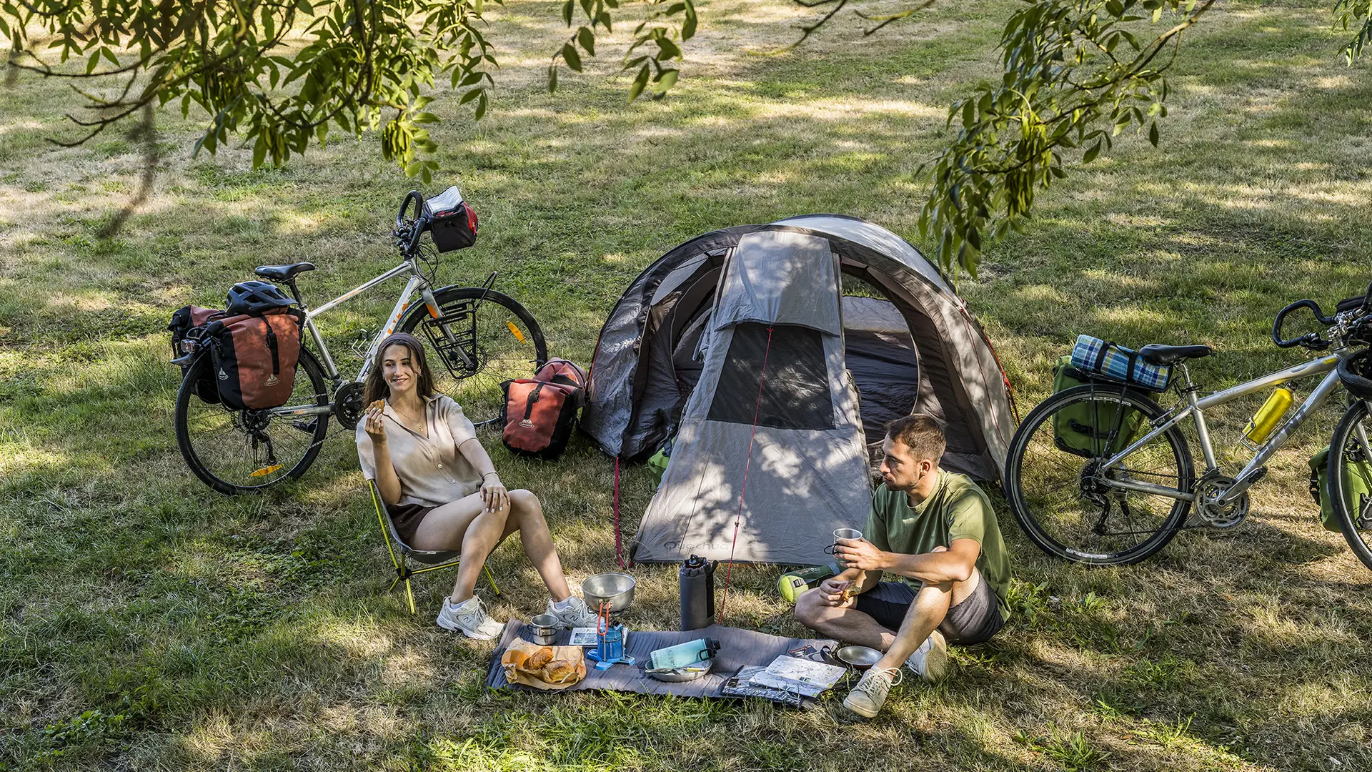 Aire de bivouac de Rives-du-Loir-en-Anjou
