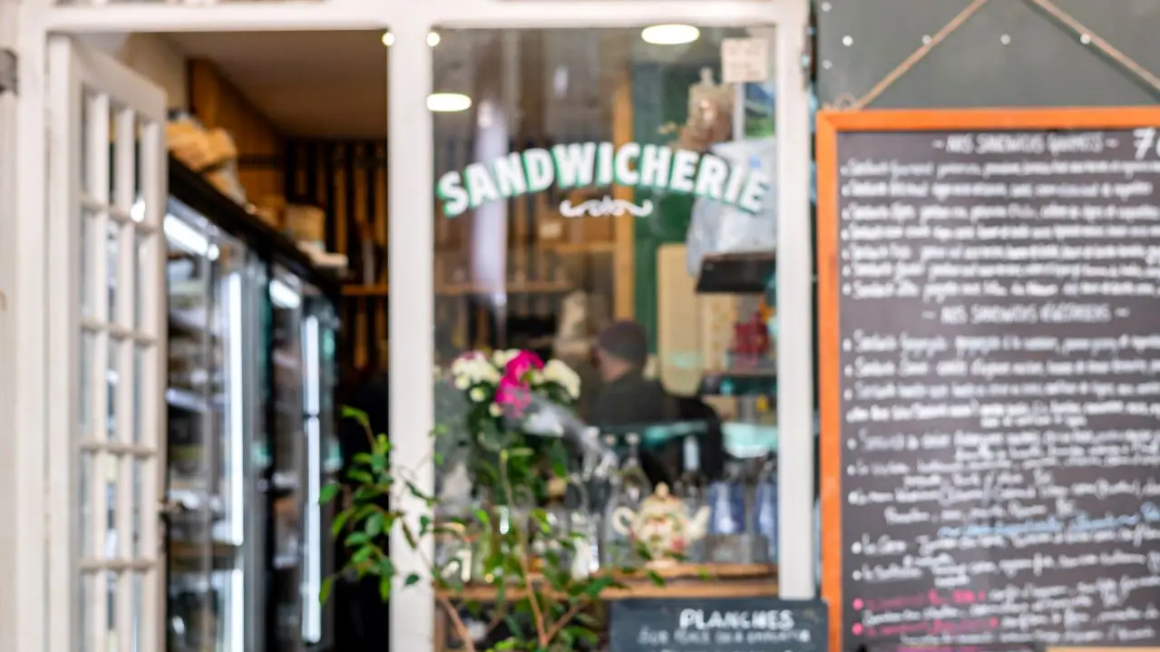 devanture et ardoise du commerce