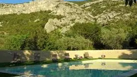 Bastide la Lézardière vue depuis la piscine