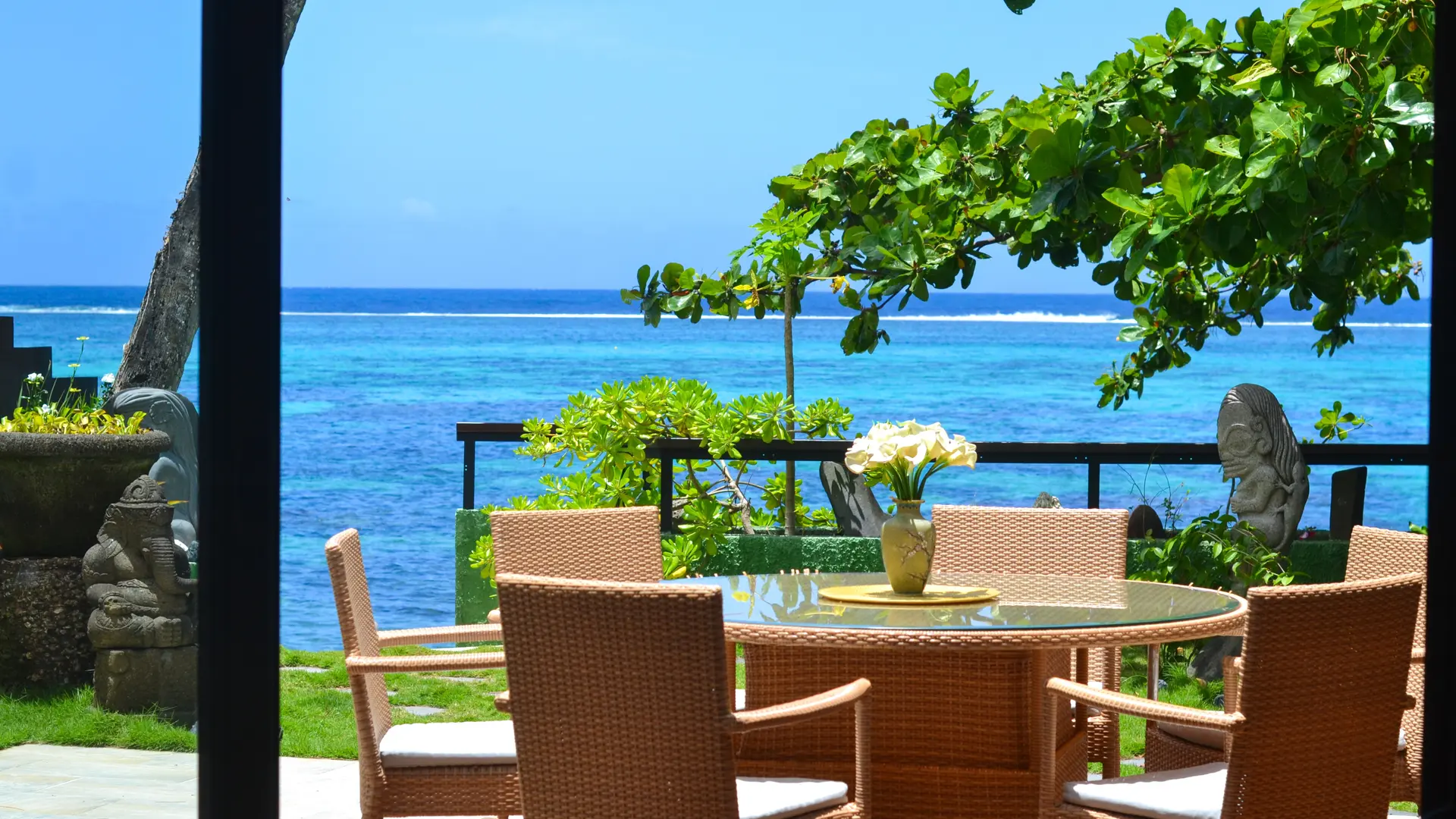 Villa Coco Lagoon  - Tahiti Homes