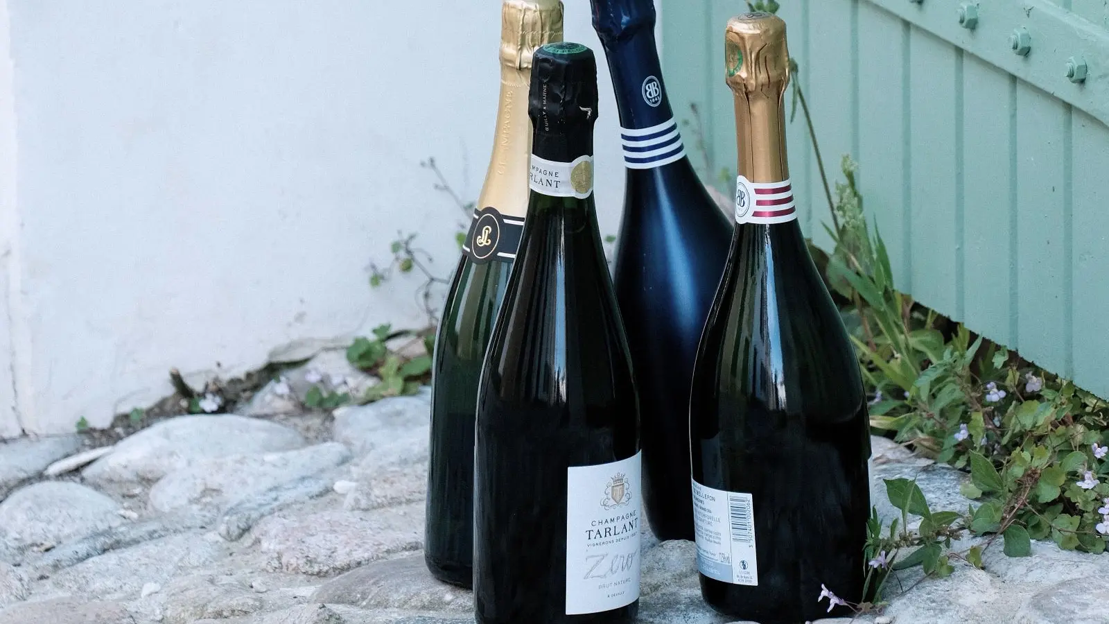 4 à 5 champagnes sont proposés en dégustation au cours de chaque atelier