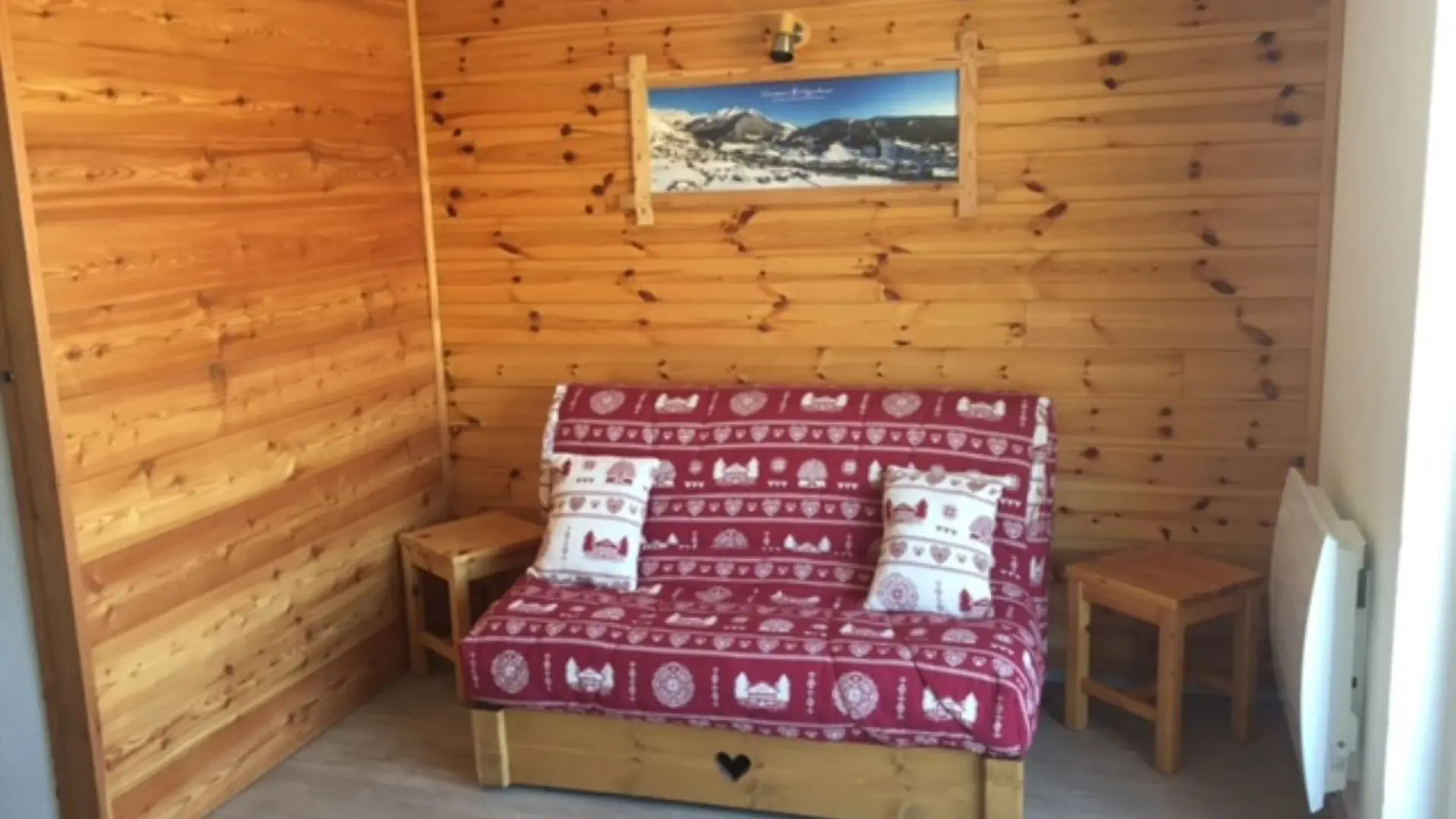 salon, résidence les Ecrins.