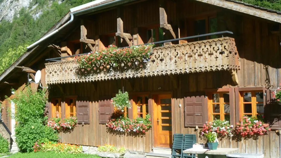 Vue générale sur le chalet