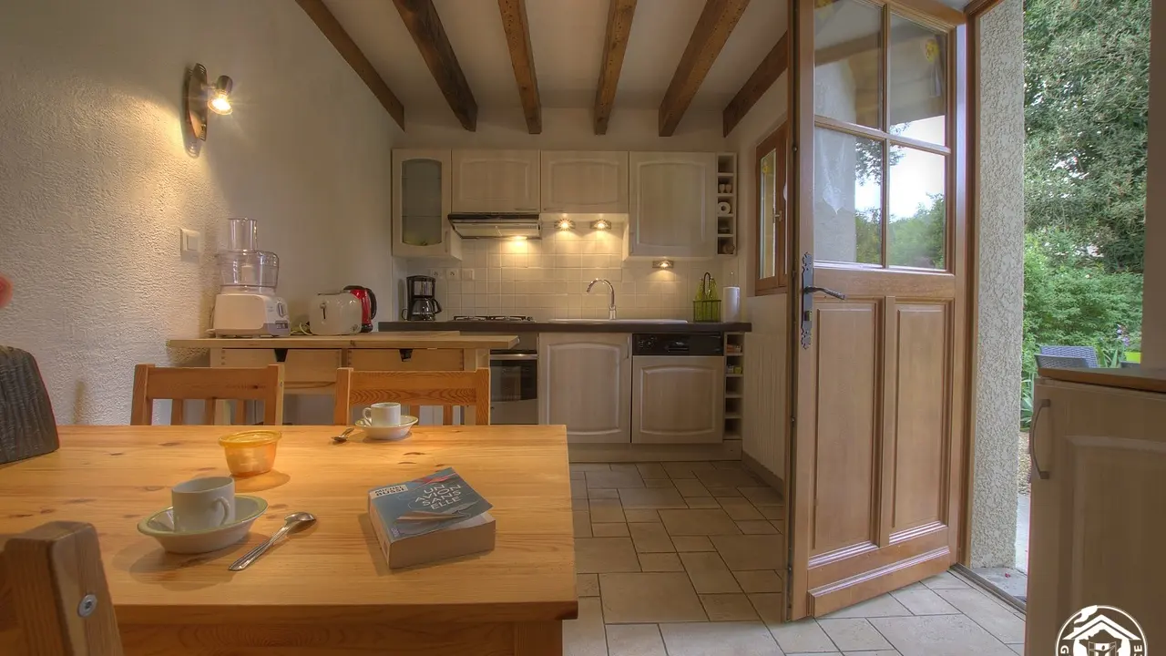 L'entrée du gîte par la cuisine