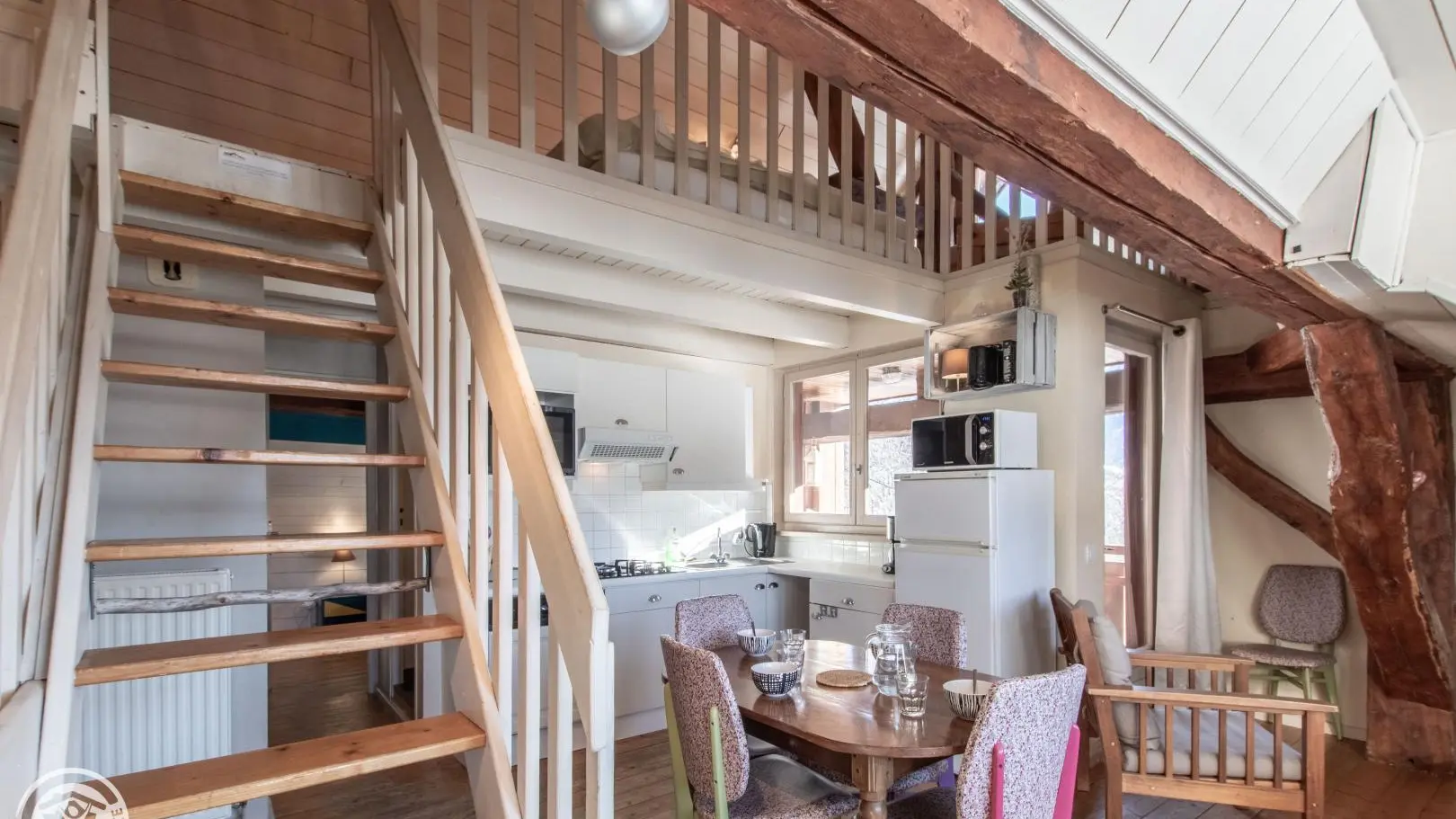 Accès à la mezzanine